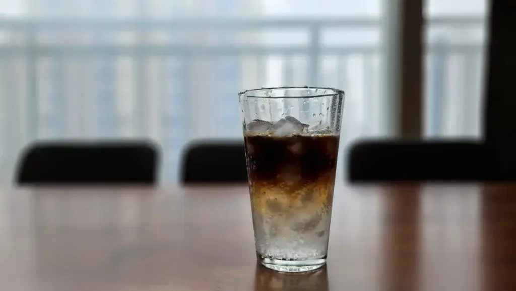 나만의 홈카페, 집에서 즐기는 커피 한 잔의 여유, 사이다와 카누의 품격 있는 만남 '카페라샤워' 1 at010320250316 114037