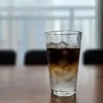 나만의 홈카페, 집에서 즐기는 커피 한 잔의 여유, 사이다와 카누의 품격 있는 만남 ‘카페라샤워’