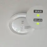 아파트 천장 공유기, 그냥 두면 전기 낭비? 꺼두는 방법 총정리!